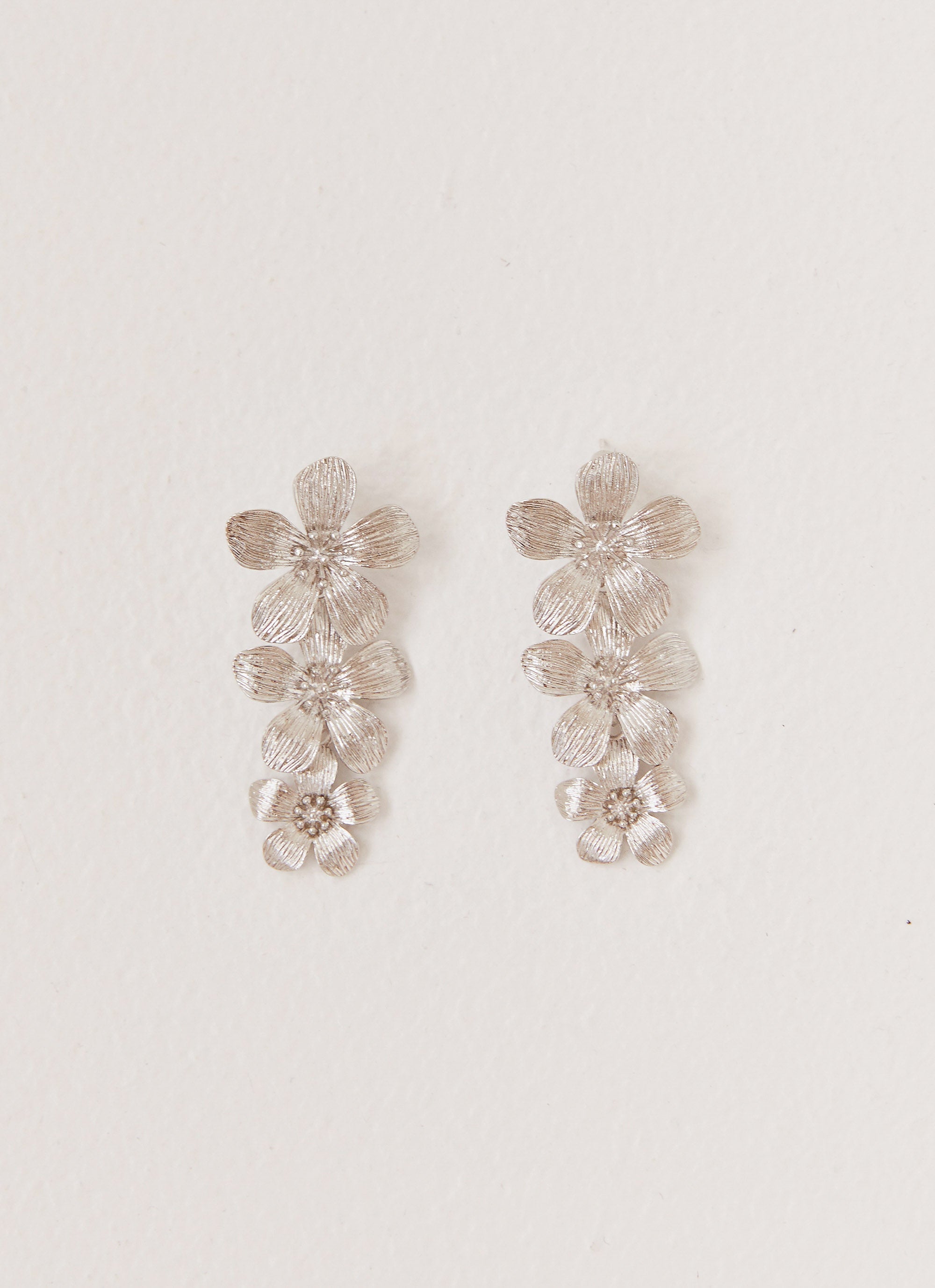 Cadie Flower Earrings - Silver